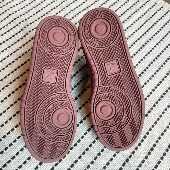 Veja - Roraima Nubuck High-Top Sneakers in Brown and Lavande - Picture 6 of 9